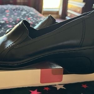 Clark’s Women shoes Black size 9